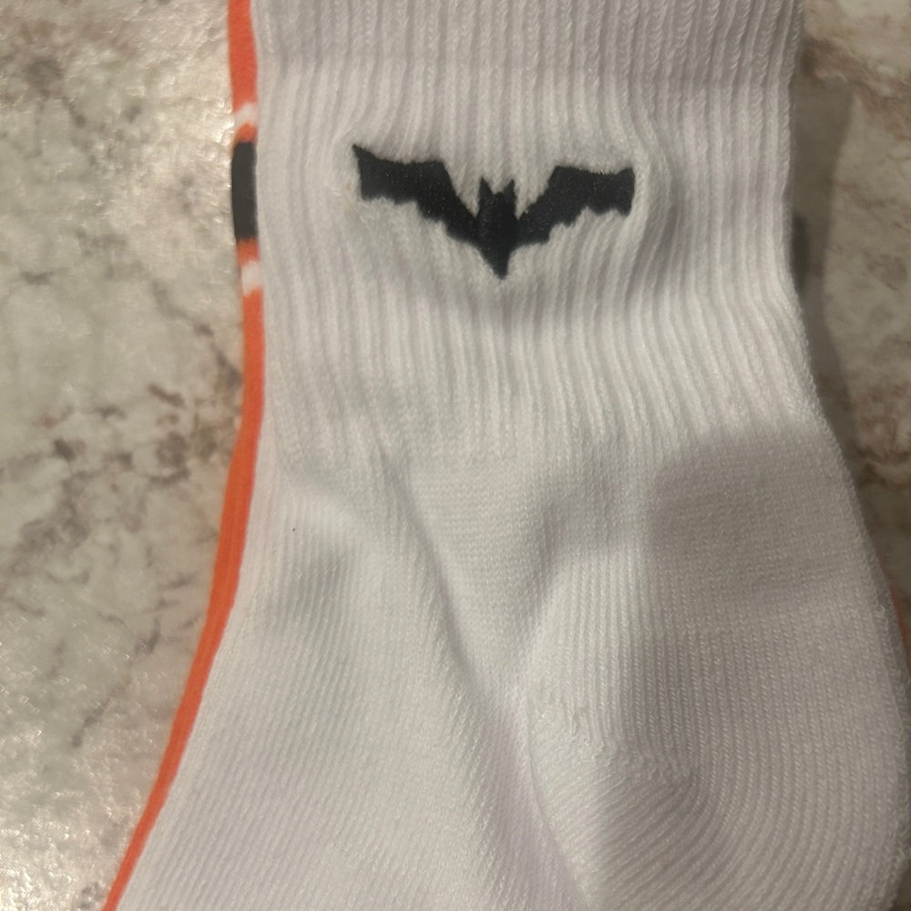 VS PINK Halloween Bat & Spoiled Bat 2-Pack Quarter Socks NEW - Picture 7 of 9